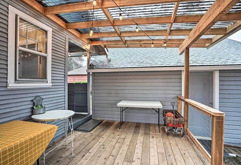 Quigley S River Pass Cottage W/ Private Deck!