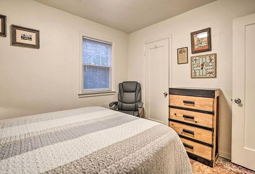 Quigley S River Pass Cottage W/ Private Deck!