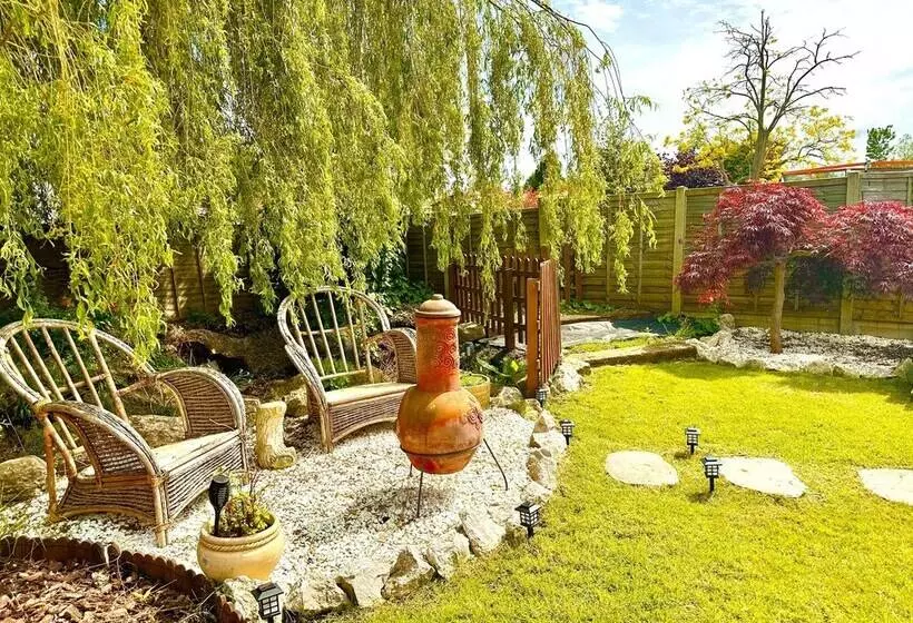 Residenssi Peaceful,captivating Home With Idylic Surroundings