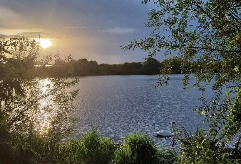 إقامة Peaceful,captivating Home With Idylic Surroundings