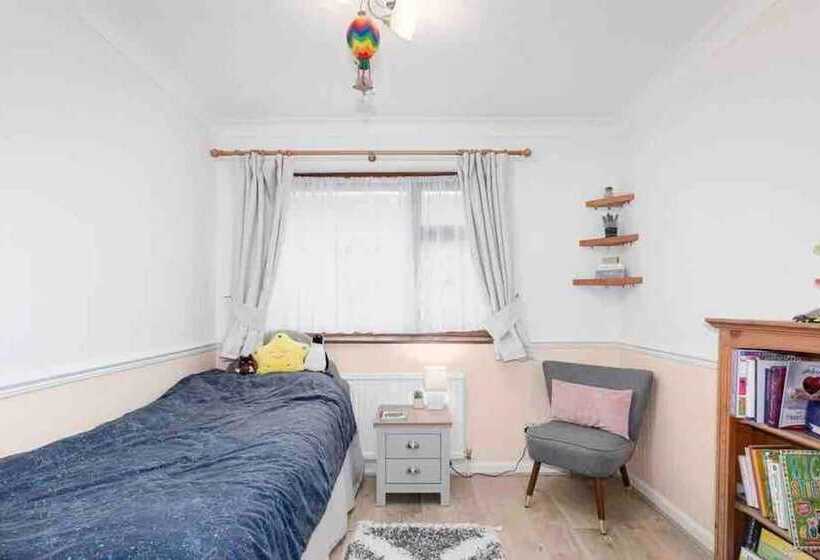 إقامة Peaceful,captivating Home With Idylic Surroundings