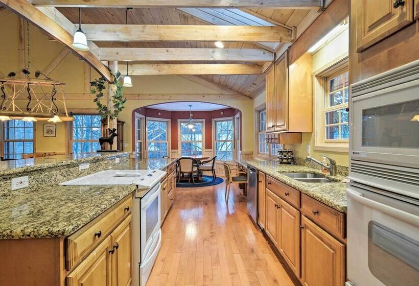 Ski & Golf: Northern Retreat W/ Game Room!
