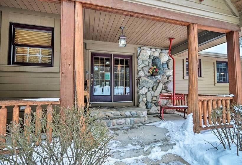 Ski & Golf: Northern Retreat W/ Game Room!