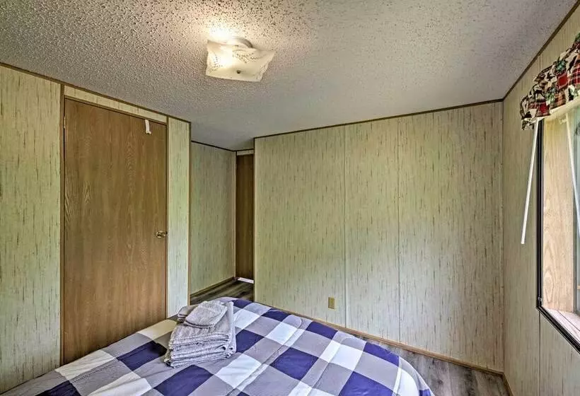 Secluded Woodsy Cabin: Hike, Fish, Hunt + Atv!