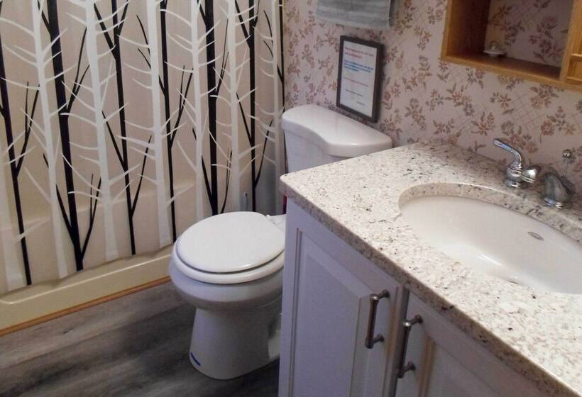 Secluded Woodsy Cabin: Hike, Fish, Hunt + Atv!