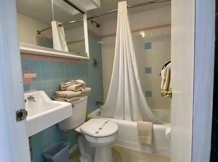 The Vip Family Motel