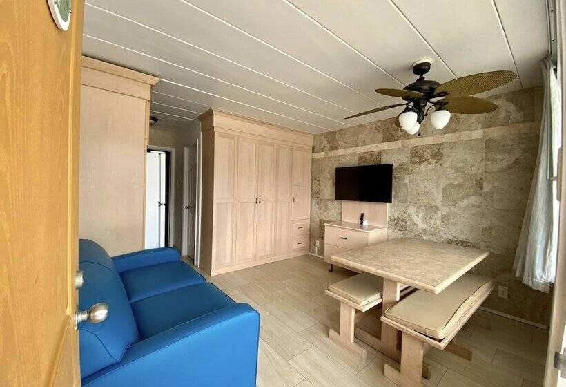 The Vip Family Motel