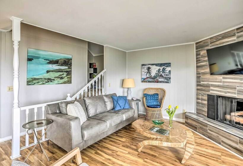 Waterfront Home W/ Decks, Privacy & Boat Slip