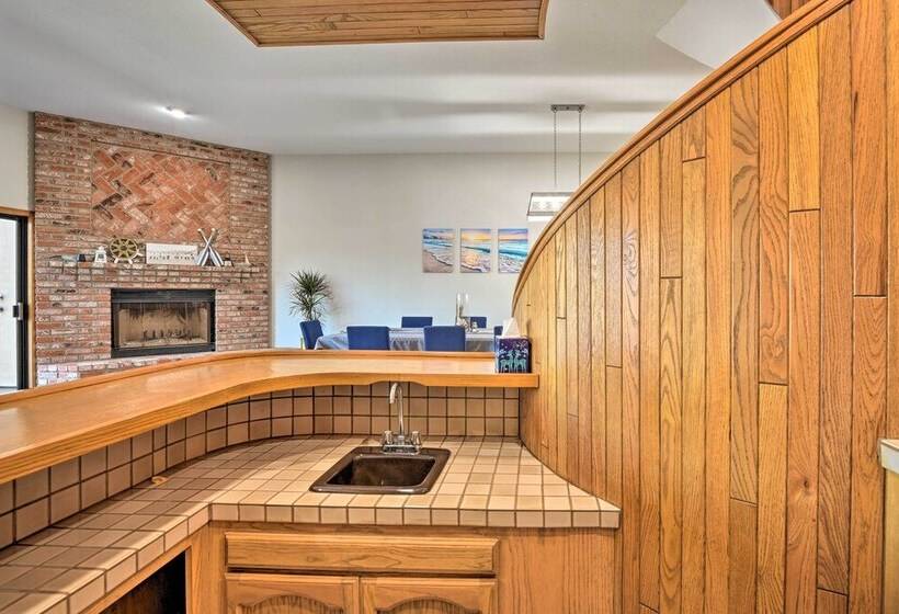 Waterfront Oxnard Escape W/ Kayaks & Dock!