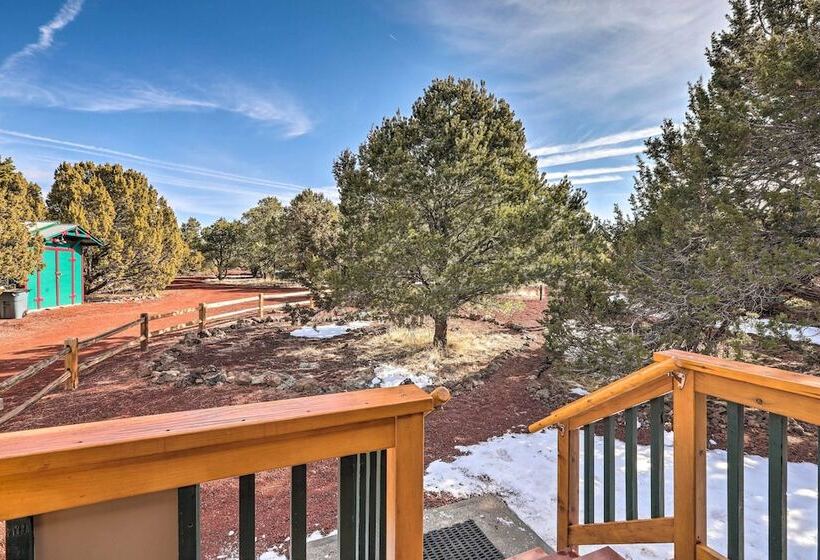 Quaint Williams Cabin Near Grand Canyon