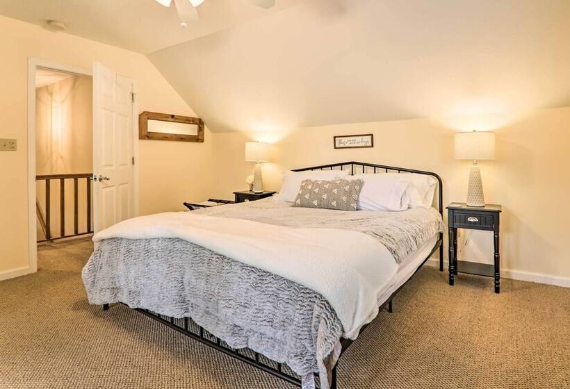 Steps To River: Big Bass Lake House W/ Grill!