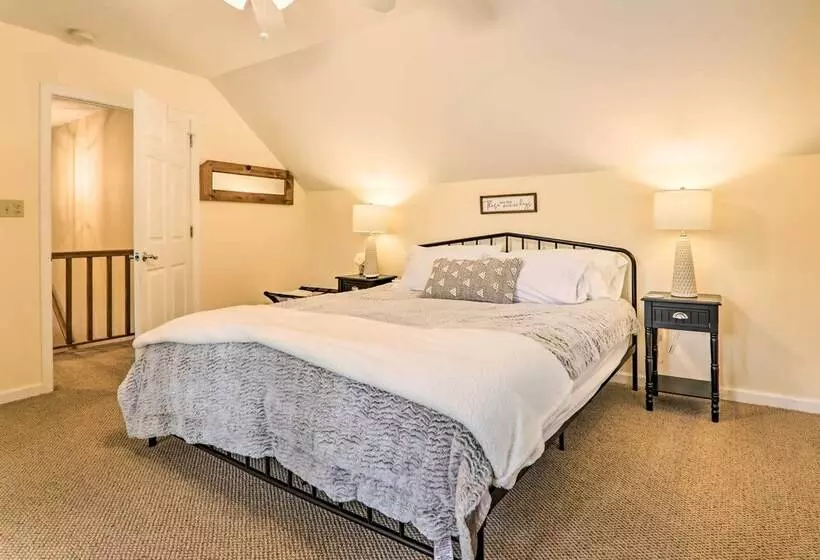 Steps To River: Big Bass Lake House W/ Grill!