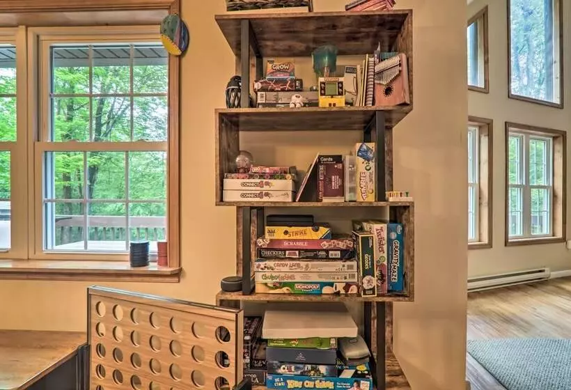 Steps To River: Big Bass Lake House W/ Grill!