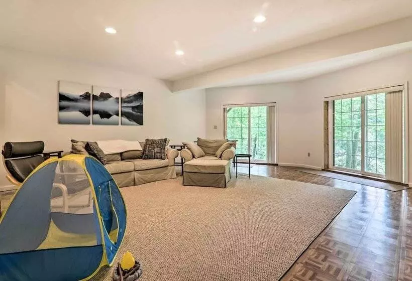 Steps To River: Big Bass Lake House W/ Grill!