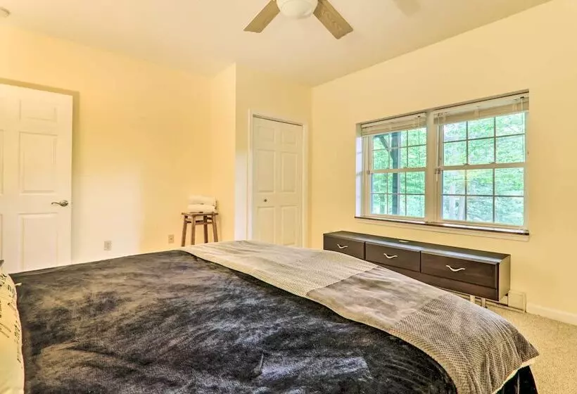 Steps To River: Big Bass Lake House W/ Grill!