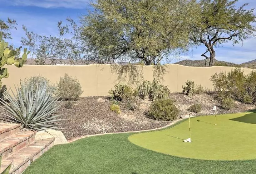 Cave Creek Oasis W/ Putting Green, Spa & Mtn View!