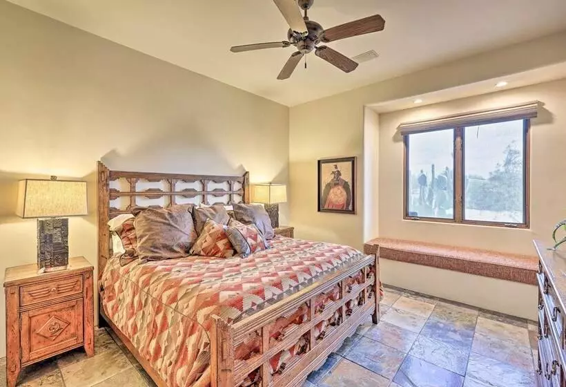 Cave Creek Oasis W/ Putting Green, Spa & Mtn View!
