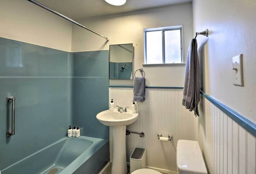 Ski, Golf & Hike: Cabin W/ Deck In Pioneer!