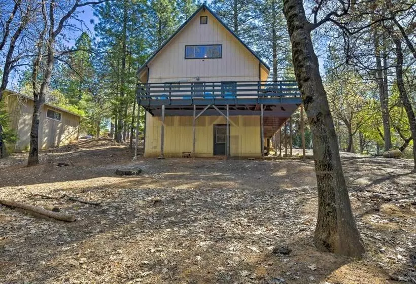 Ski, Golf & Hike: Cabin W/ Deck In Pioneer!