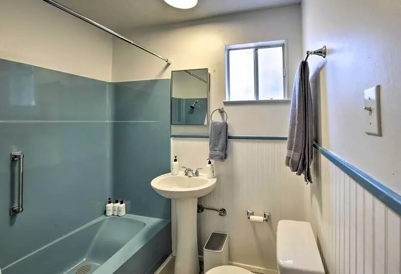 Ski, Golf & Hike: Cabin W/ Deck In Pioneer!