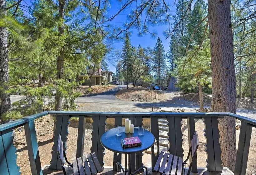 Ski, Golf & Hike: Cabin W/ Deck In Pioneer!