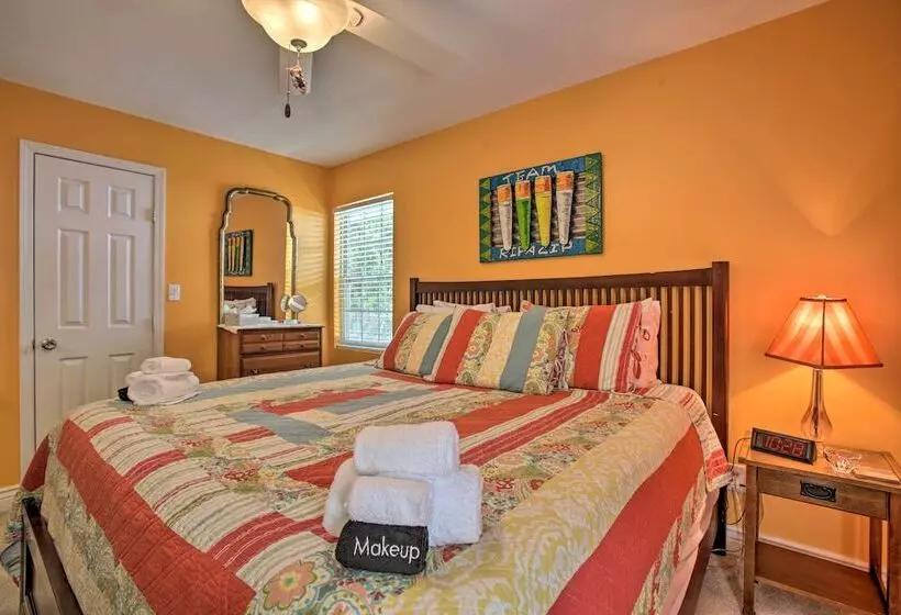 Cloud 9 On The Coast  < 1 Mi To Beach!