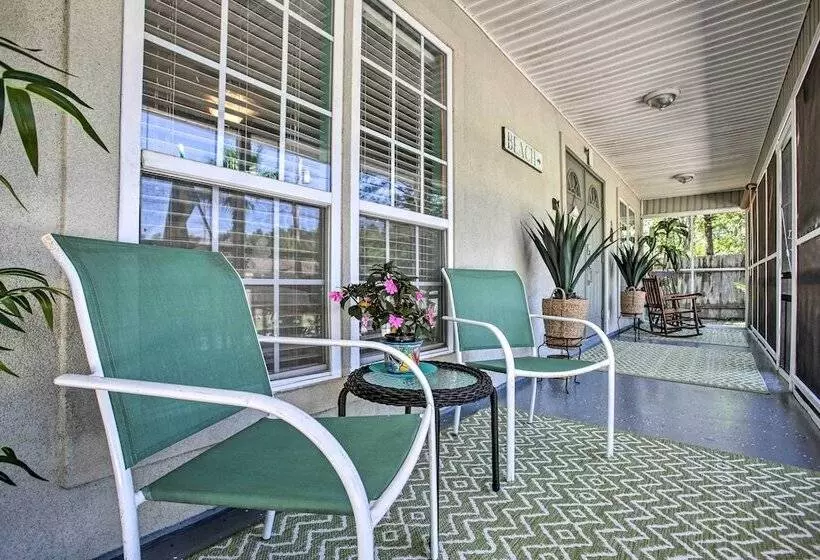 Cloud 9 On The Coast  < 1 Mi To Beach!