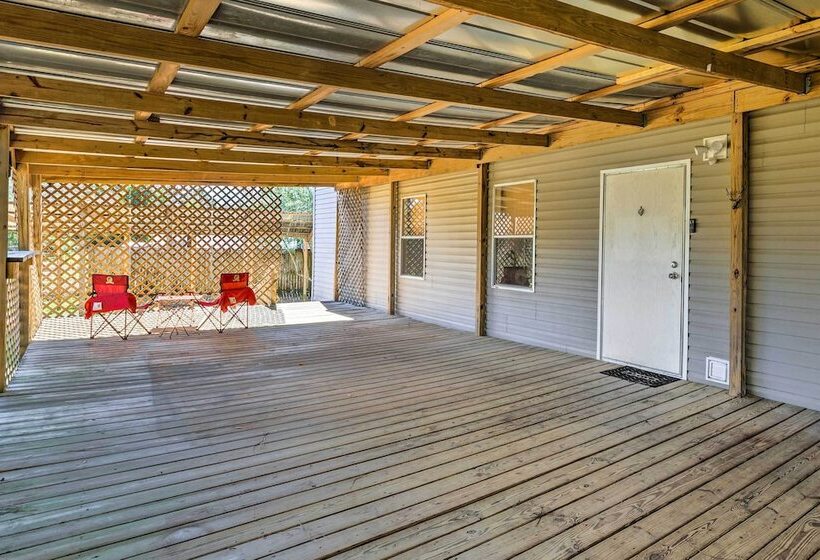 Cozy Gulf Breeze Home, 3 Mi To East Bay!