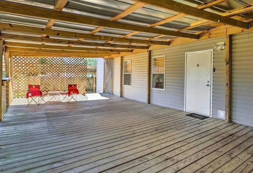 Cozy Gulf Breeze Home, 3 Mi To East Bay!