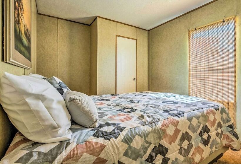 Cozy Gulf Breeze Home, 3 Mi To East Bay!