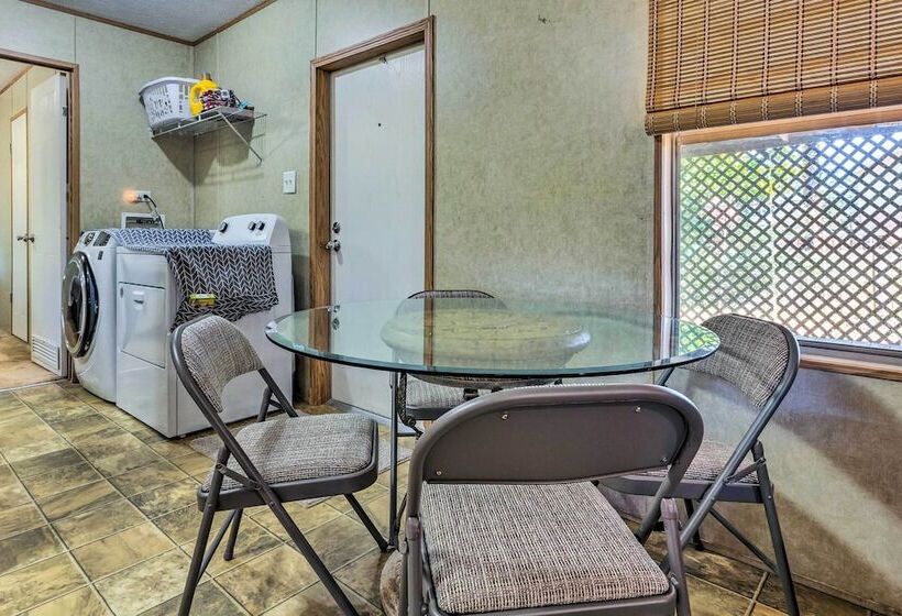 Cozy Gulf Breeze Home, 3 Mi To East Bay!