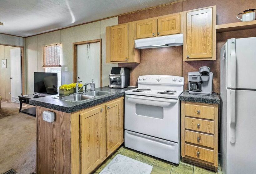 Cozy Gulf Breeze Home, 3 Mi To East Bay!