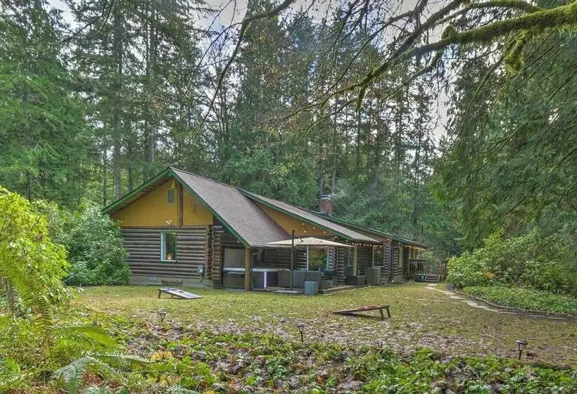 Cozy Seabeck Hideaway W/ Hot Tub & Fire Pits