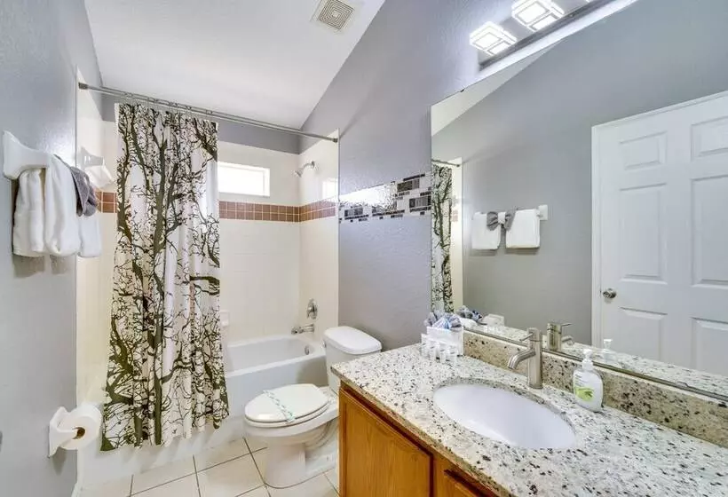 Disney Area Family Home W/ Pool & Furnished Patio!