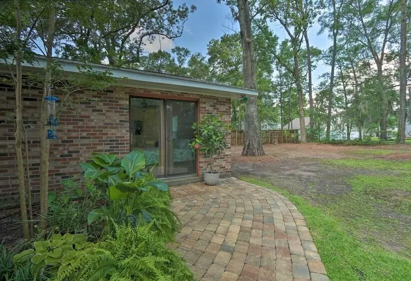 Downtown Home W/ Yard & Bbq   6 Mi To Downtown!