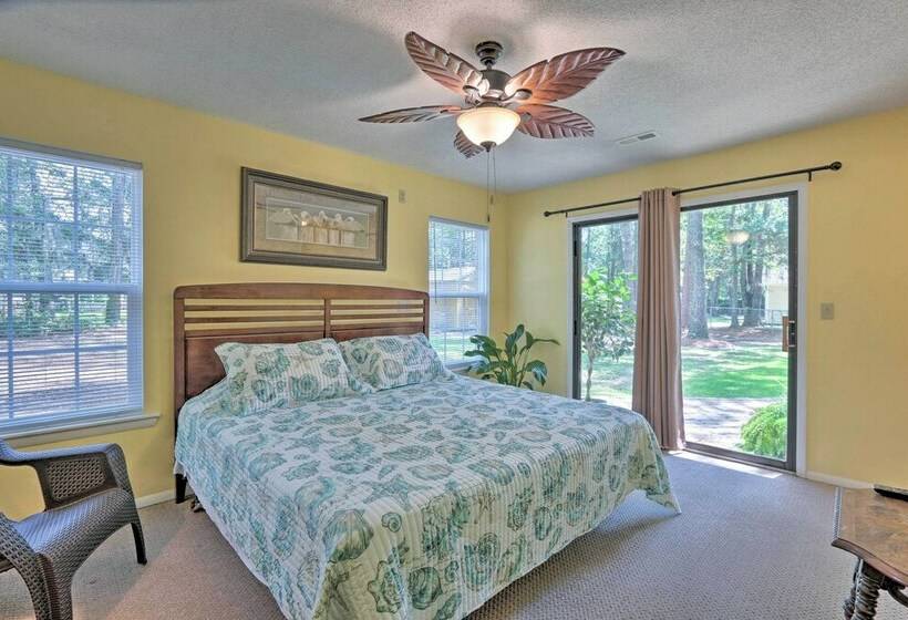 Downtown Home W/ Yard & Bbq 6 Mi To Downtown!