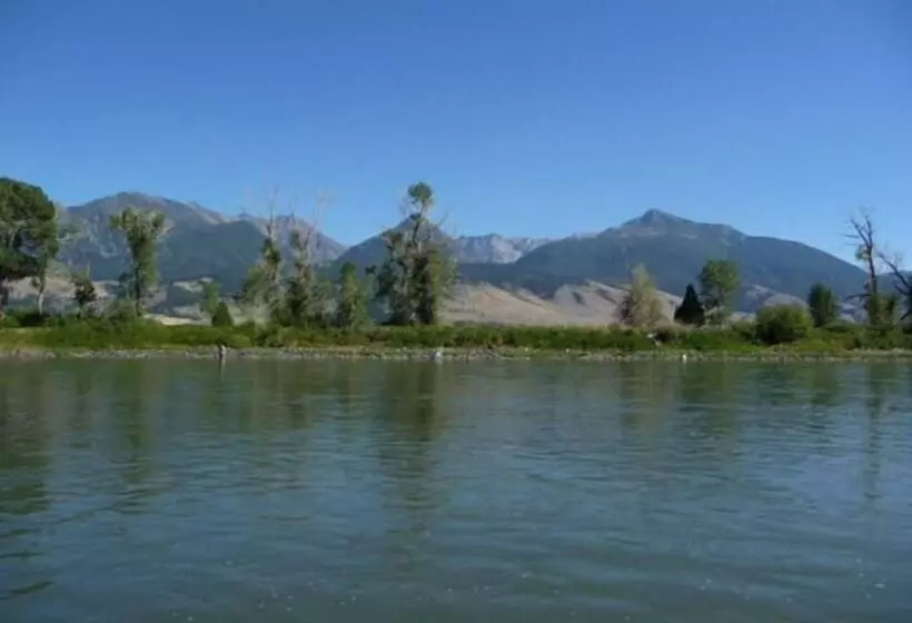Emigrant Cabin On 10 Acres W/ Bbq & Peaceful Views