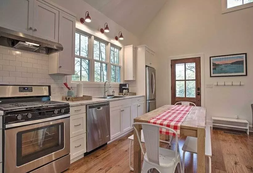 Enchanting Andersonville Home Steps To Norris Lake