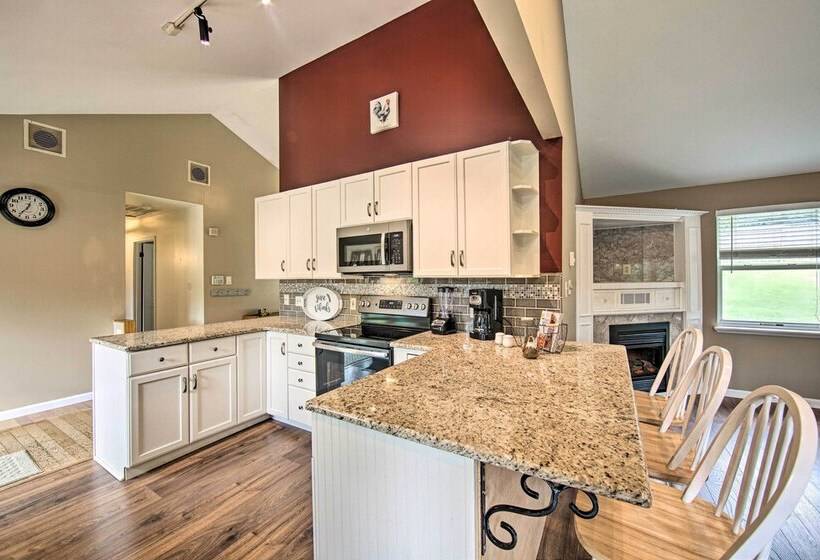 Family Friendly Coatesville House W/ Fire Pit