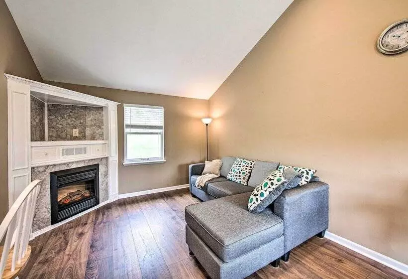 Family Friendly Coatesville House W/ Fire Pit