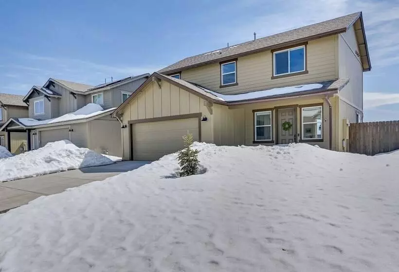 Flagstaff Area Family Home W/ Hot Tub & Patio