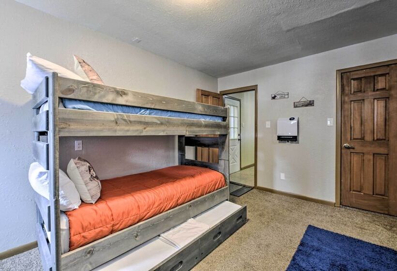 Family Friendly House: Fish, Hike, Bike & More!