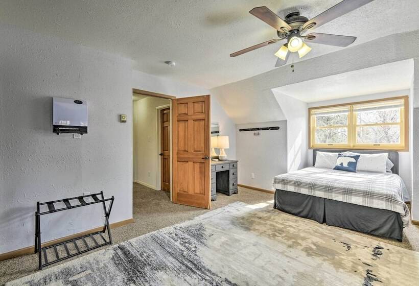 Family Friendly House: Fish, Hike, Bike & More!