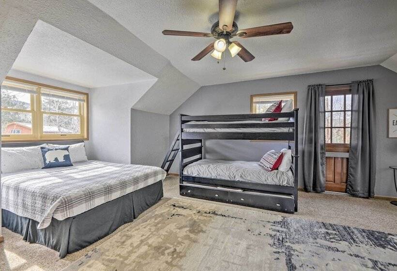 Family Friendly House: Fish, Hike, Bike & More!