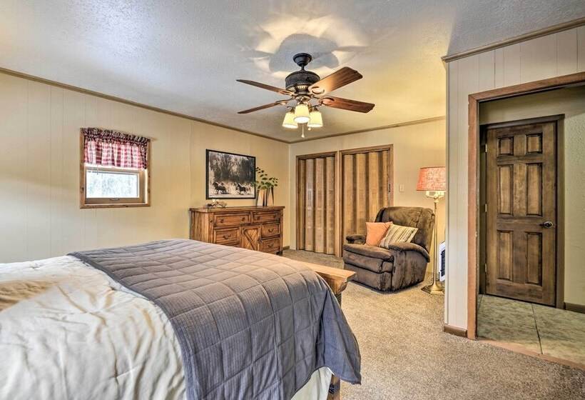 Family Friendly House: Fish, Hike, Bike & More!