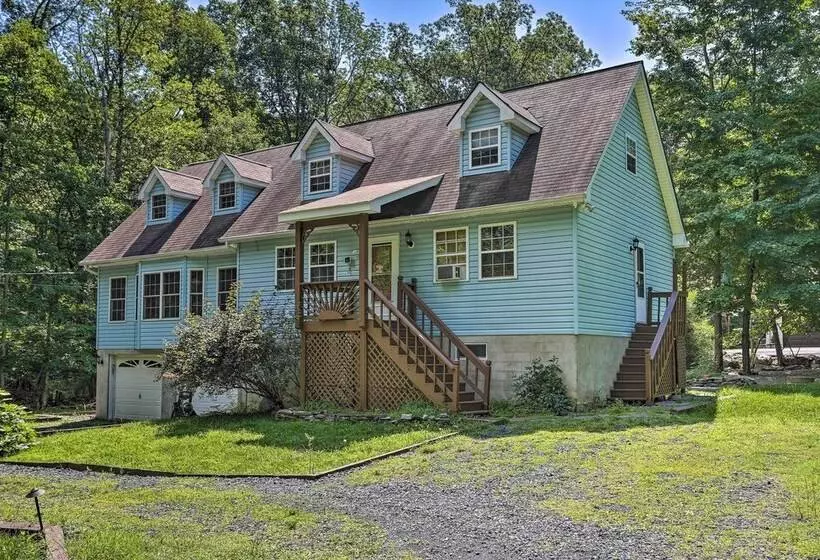 Home W/ Hot Tub, Fire Pit, Koi Pond: Walk To Lake!