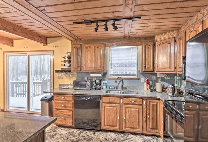 Home W/ Hot Tub, Fire Pit, Koi Pond: Walk To Lake!