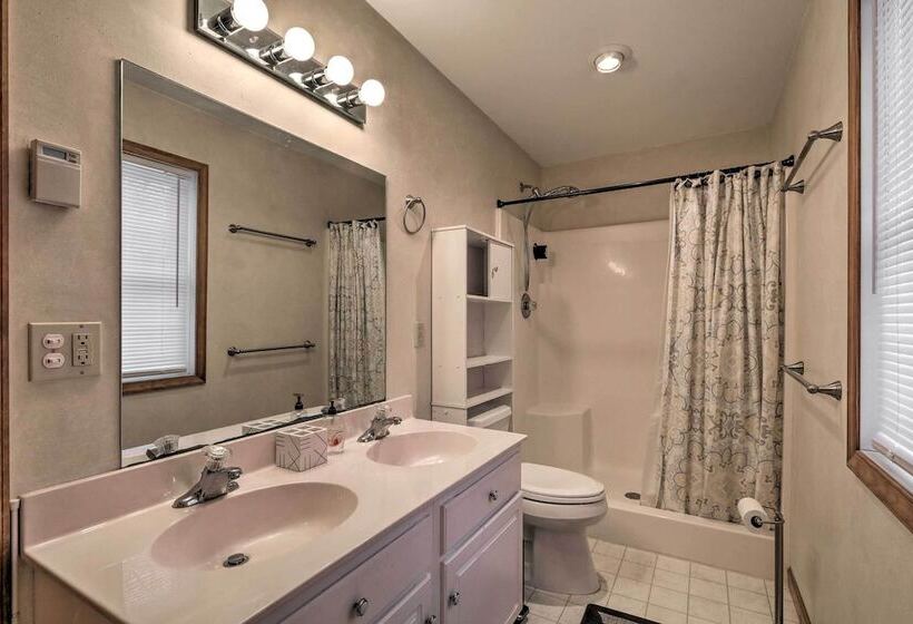 Home W/ Hot Tub, Fire Pit, Koi Pond: Walk To Lake!