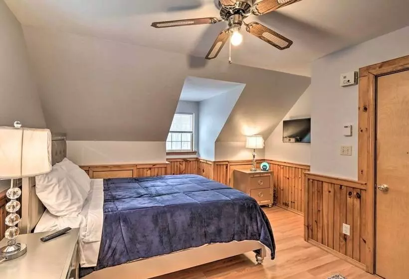 Home W/ Hot Tub, Fire Pit, Koi Pond: Walk To Lake!