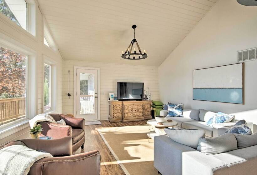 Waterfront Retreat W/ Dock & Deck On Lake Murray!